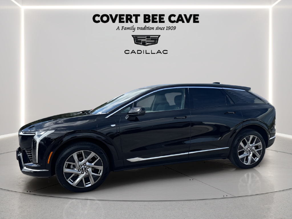 Certified 2025 Cadillac Optiq Luxury 1 AWD/4WD image 4