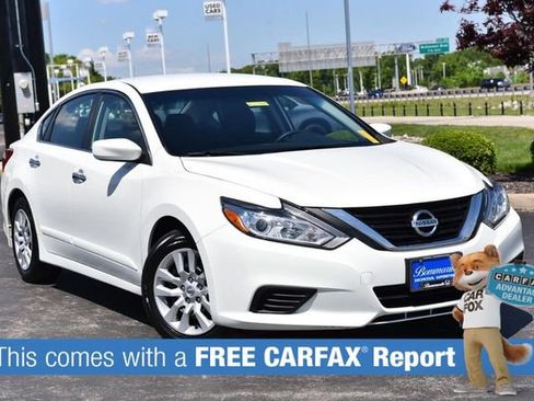 Used 2017 Nissan Altima 2.5 S w/ Power Driver Seat Package FWD image 2