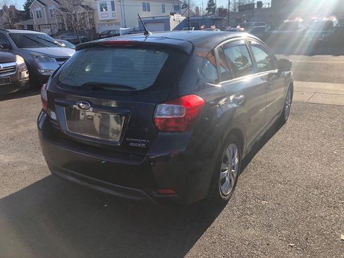 Used 2013 Subaru Impreza 2.0i Premium w/ All-Weather Pkg image 3