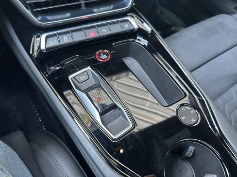 Used 2022 Audi e-tron GT Premium Plus image 26