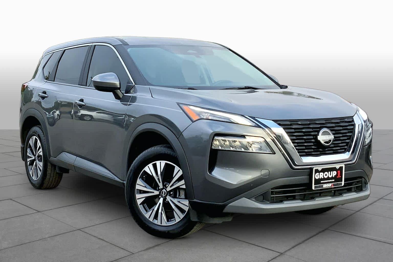 Used 2023 Nissan Rogue SV FWD image 3