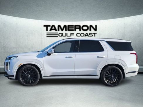 Used 2024 Hyundai Palisade Calligraphy image 2