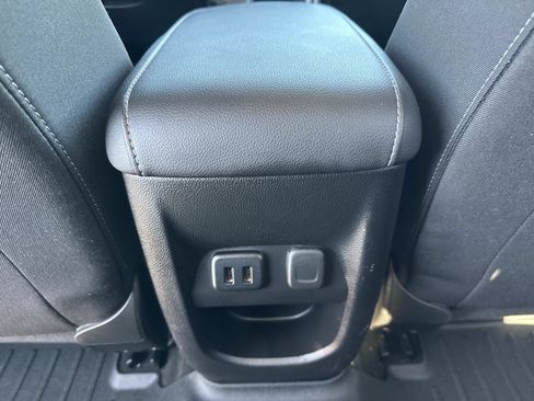 Used 2017 Chevrolet Colorado LT image 21