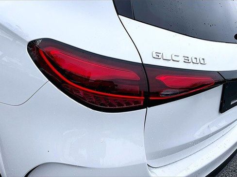Certified 2025 Mercedes-Benz GLC 300 4MATIC image 26