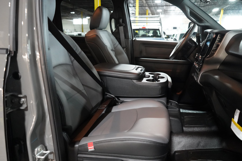 New 2027 RAM 3500 Tradesman AWD/4WD image 18