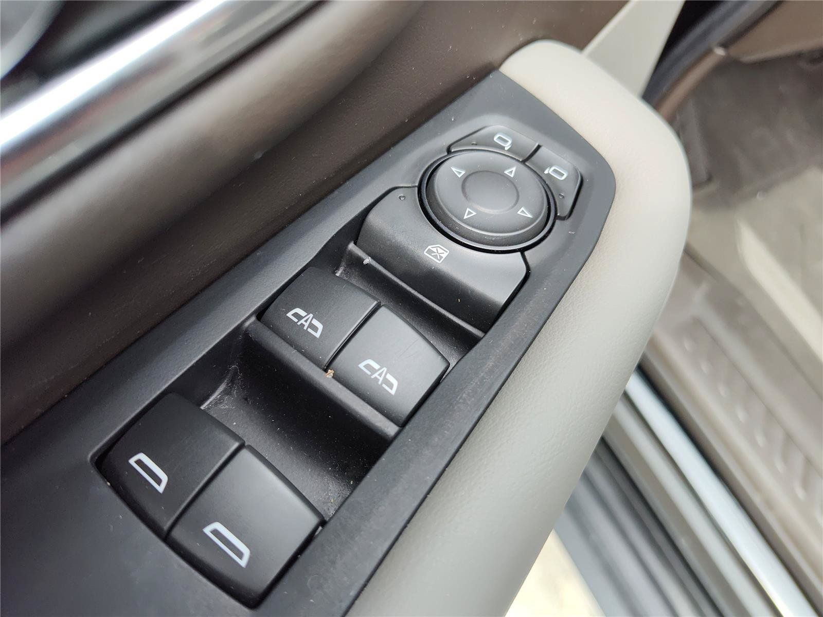 Used 2023 Chevrolet Tahoe LS w/ Driver Alert Package RWD image 15