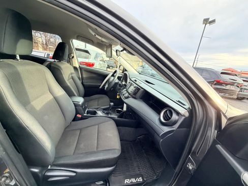 Used 2018 Toyota RAV4 LE w/ All Weather Liner Package image 28