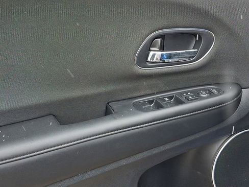 Used 2020 Honda HR-V EX image 26