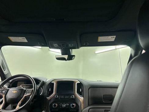 Used 2020 Chevrolet Silverado 1500 High Country w/ Technology Package image 24