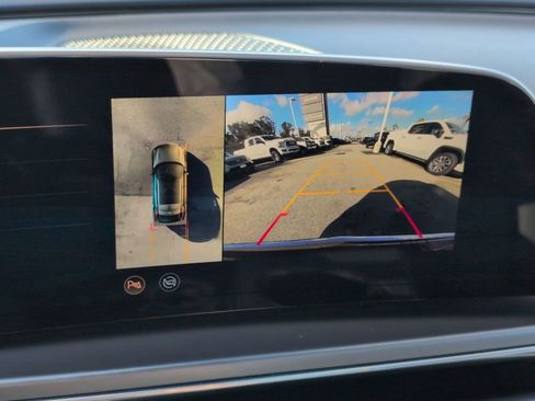 Certified 2024 Cadillac Lyriq Tech w/ Driver Assist Package image 15