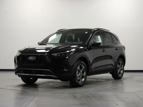 New 2026 Ford Escape ST-Line w/ Cold Weather Package image 8