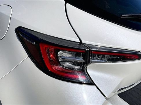 Certified 2019 Toyota Corolla SE w/ Carpet Mat Package FWD image 23