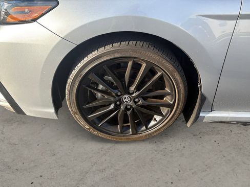 Used 2024 Toyota Camry XSE image 9