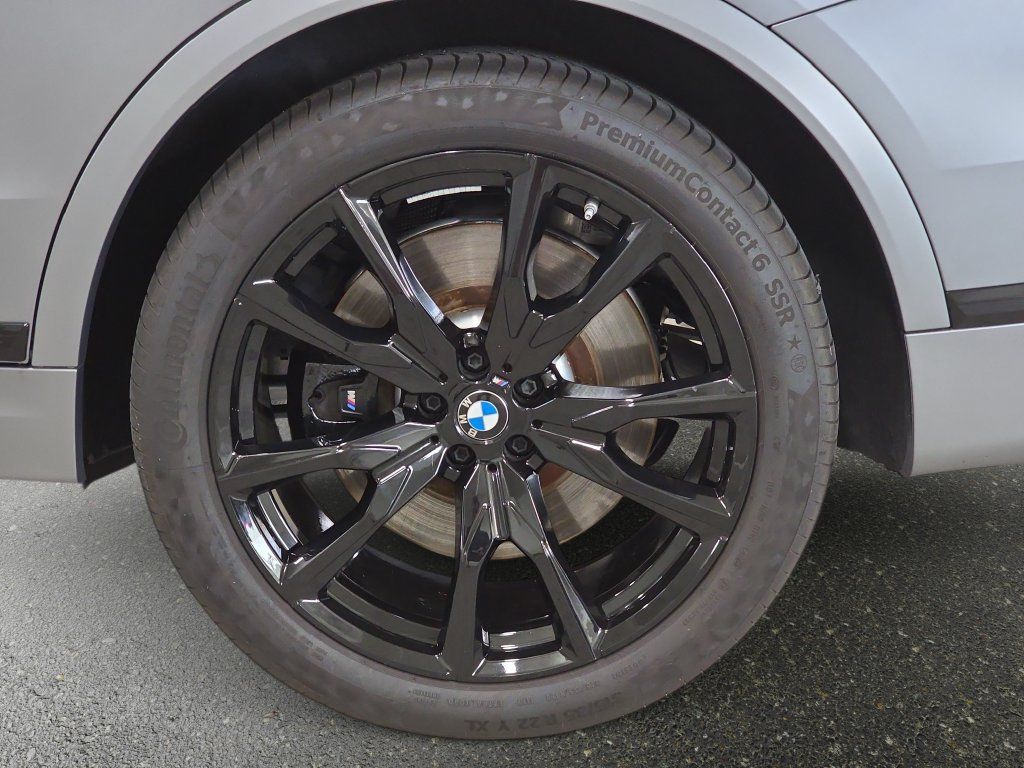 Used 2024 BMW X7 M60i w/ Executive Package AWD/4WD image 32