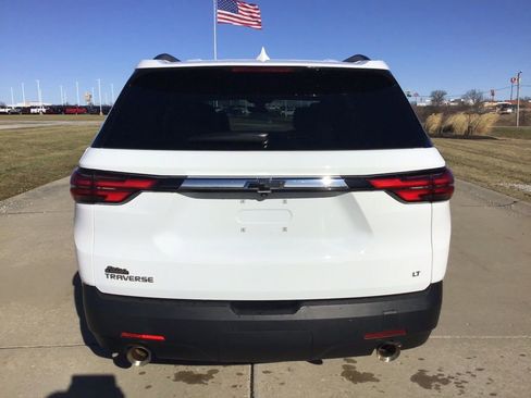 Used 2023 Chevrolet Traverse LT image 5