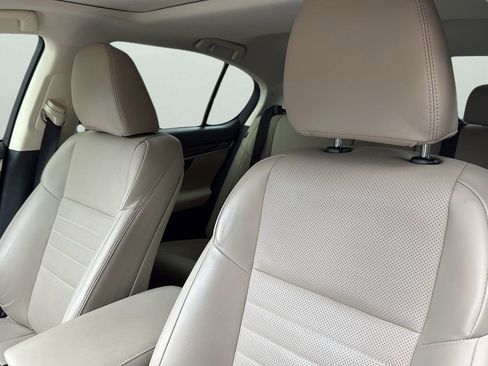 Used 2017 Lexus GS 350 image 10