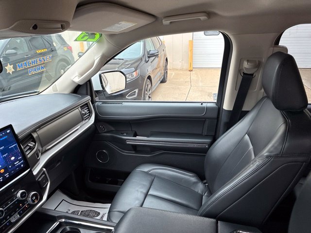 Used 2023 Ford Expedition Max XLT AWD/4WD image 21