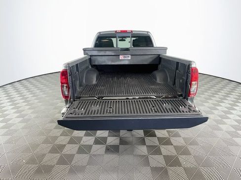 Used 2017 Nissan Frontier SV RWD image 24