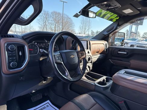 Used 2022 Chevrolet Silverado 2500 High Country w/ Z71 Off-Road Package image 21