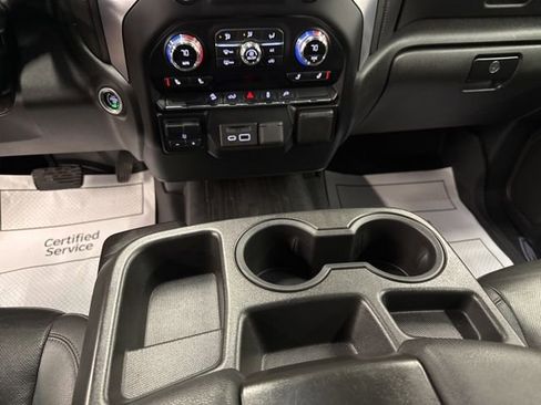 Used 2022 GMC Sierra 1500 SLT w/ X31 Off-Road Package image 17