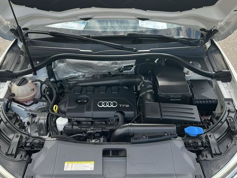 Used 2017 Audi Q3 2.0T Prestige AWD/4WD image 29
