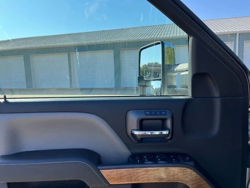 Used 2015 Chevrolet Silverado 3500 LTZ w/ Duramax Plus Package image 20