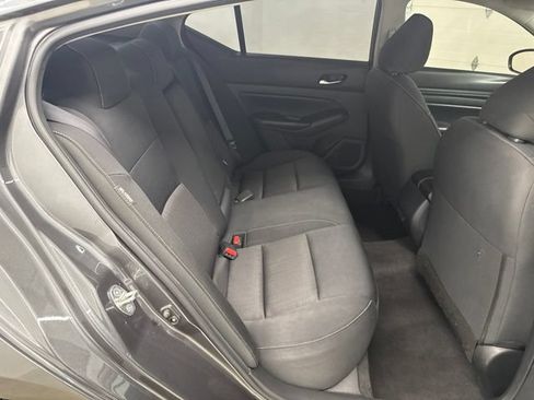 Used 2022 Nissan Altima 2.5 S FWD image 18
