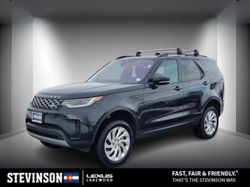 Used 2021 Land Rover Discovery S image 1