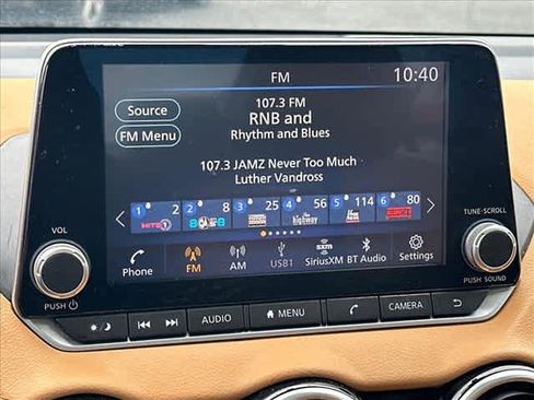 Used 2023 Nissan Sentra SV w/ SV Premium Package image 19