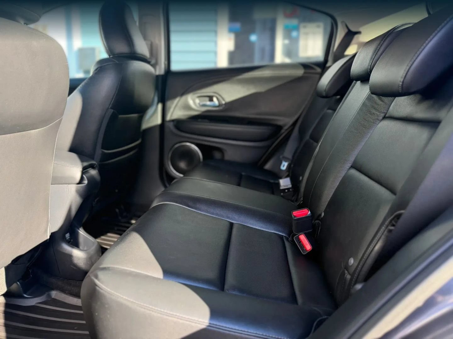 Used 2016 Honda HR-V EX-L image 21