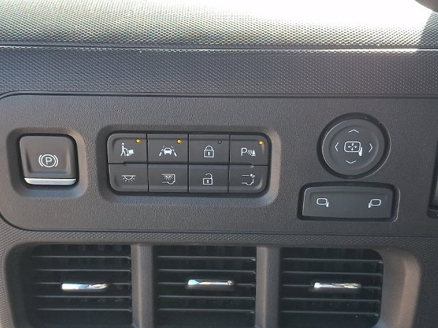 Used 2024 Chevrolet Brightdrop 600 w/ Battery Pack, Max Range AWD/4WD image 16