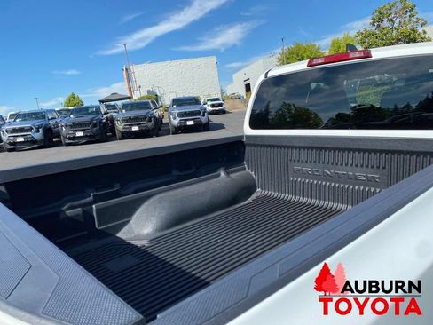 Used 2023 Nissan Frontier 4x4 King Cab image 11