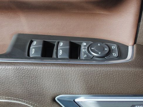 Used 2024 GMC Sierra 2500 Denali w/ Denali Reserve Package image 48