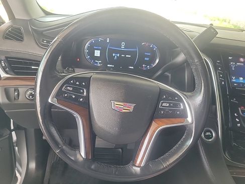 Certified 2020 Cadillac Escalade Luxury RWD image 25