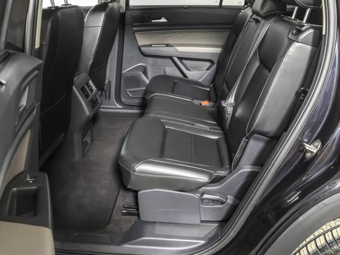 Used 2022 Volkswagen Atlas SE image 35