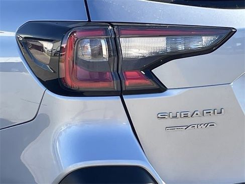 Used 2024 Subaru Outback 2.5i image 6