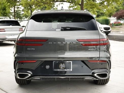 New 2026 Genesis GV70 3.5T Sport Prestige image 9