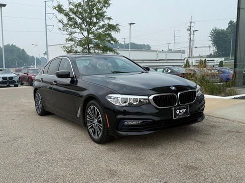 Used 2018 BMW 530e xDrive AWD/4WD image 1