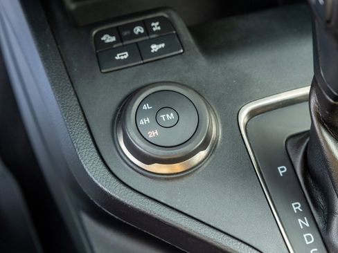 Used 2020 Ford Ranger XLT w/ FX4 Off-Road Package image 20