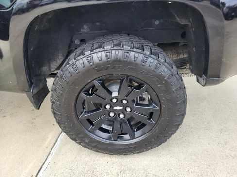 Used 2021 Chevrolet Colorado Z71 w/ Z71 Midnight Edition image 26