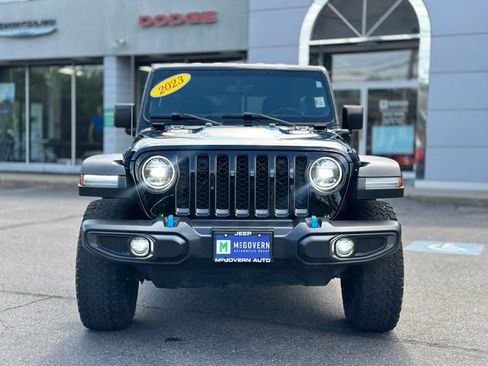 Used 2023 Jeep Wrangler Unlimited Rubicon 4xe w/ Cold Weather Group AWD/4WD image 10