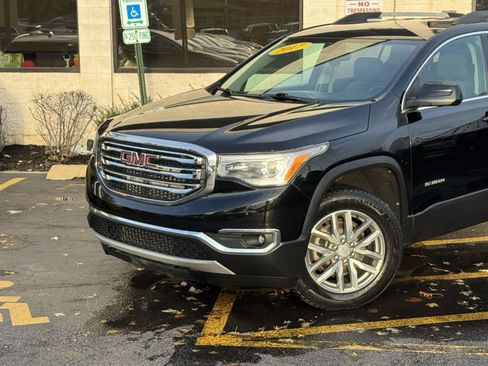 Used 2017 GMC Acadia SLE image 5