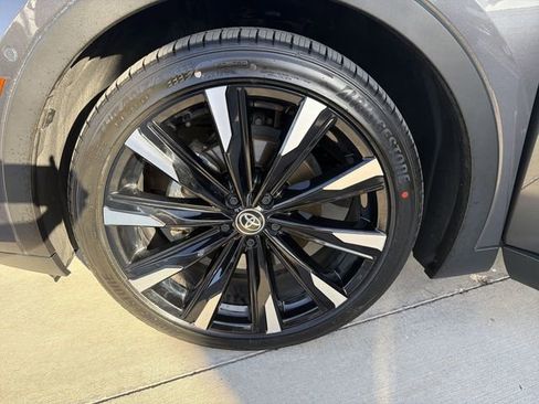 Certified 2024 Toyota Crown Platinum AWD/4WD image 32