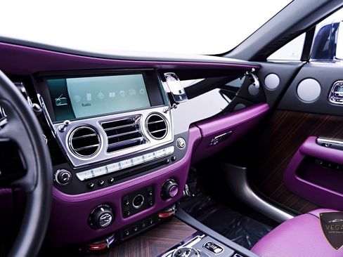 Used 2017 Rolls-Royce Wraith RWD image 71