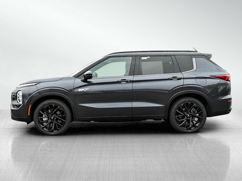 New 2025 Mitsubishi Outlander SEL Black Edition AWD/4WD image 4
