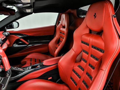 Used 2023 Ferrari 812 GTS RWD image 26