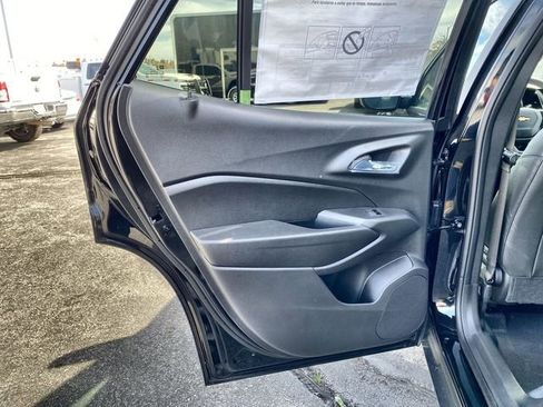 New 2026 Chevrolet Trax LT FWD image 31