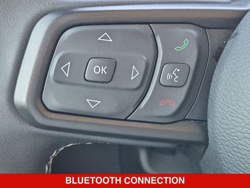 Used 2025 Jeep Wrangler Unlimited Rubicon AWD/4WD image 22