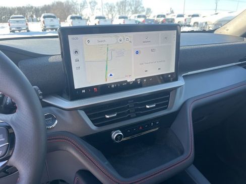 Used 2025 Ford Explorer ST-Line image 24