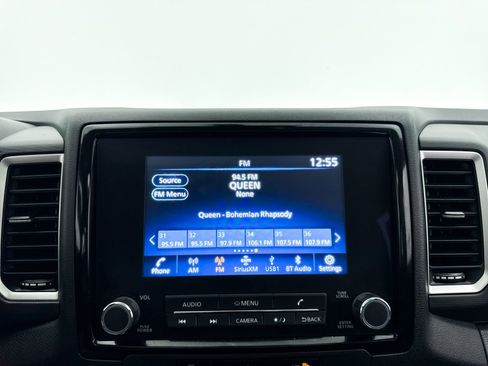 Used 2024 Nissan Frontier SL w/ Technology Package RWD image 5